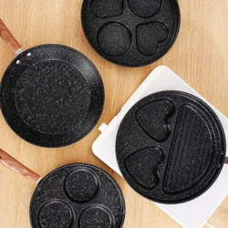 Сковорода для яєць та сніданків з формами (антипригарна)
