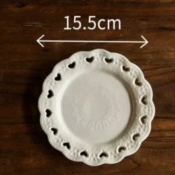 Керамічна десертна тарілка в ретро-стилі 15,5 см з сердцями