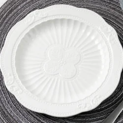 Керамічна тарілка в стилі бароко 26,5 см