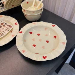 Керамічна тарілка “Love” з сердечками