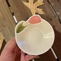 Керамічна глибока тарілка з тюльпаном 10 см