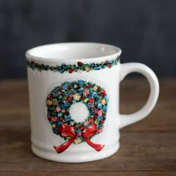 Керамічна чашка новорічна з святковим принтом