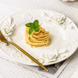 Керамічна тарілка з рельєфним квітковим орнаментом, європейський стиль ручної роботи 25,2 см