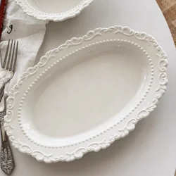 Керамічна тарілка в французькому стилі з рельєфним візерунком 2 види