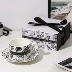 Набір керамічних кавових чашок з блюдцями 220 мл