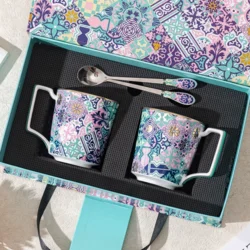 Набір фігурних керамічних кружок Digi Garden у подарунковій коробці 2 шт., з чайними ложками