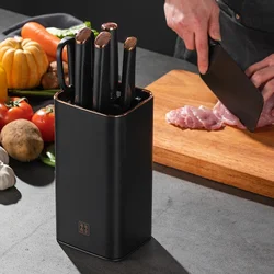 Набір кухонних ножів з функцією стерилізації та дезінфекції