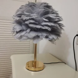 Настільна декоративна лампа з пір’ям, сіра