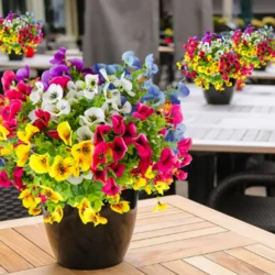 Штучний букет декоративних квітів для декору дому