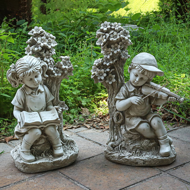 Декоративна садова статуетка з смоли «Діти під деревом»