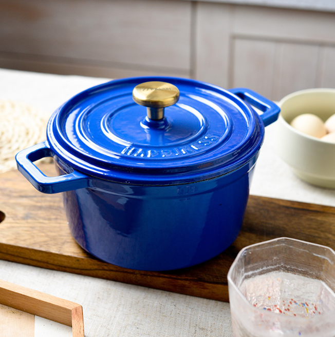 Чавунна емальована каструля з кришкою 24 см