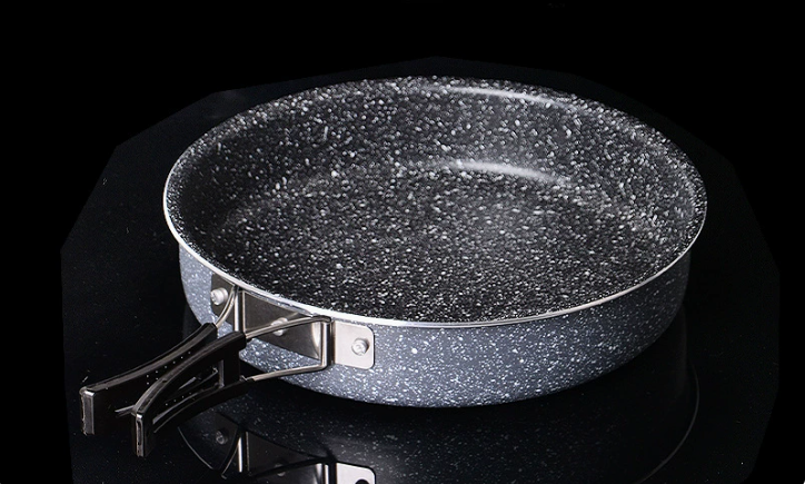 Антипригарна сковорода з кам’яним покриттям (універсальна)