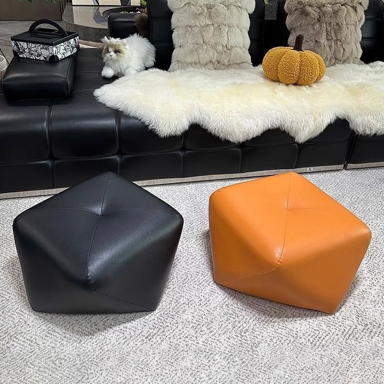 Пуф м’який дизайнерський 50×36×25 см, екошкіра, без ніжок, італійський стиль
