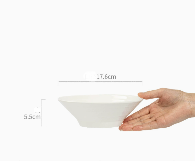 Керамічна обідня глибока тарілка з рельєфним краєм 17,6 см