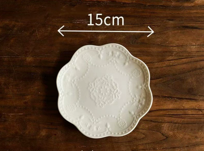 Керамічна десертна тарілка в ретро-стилі 15 см