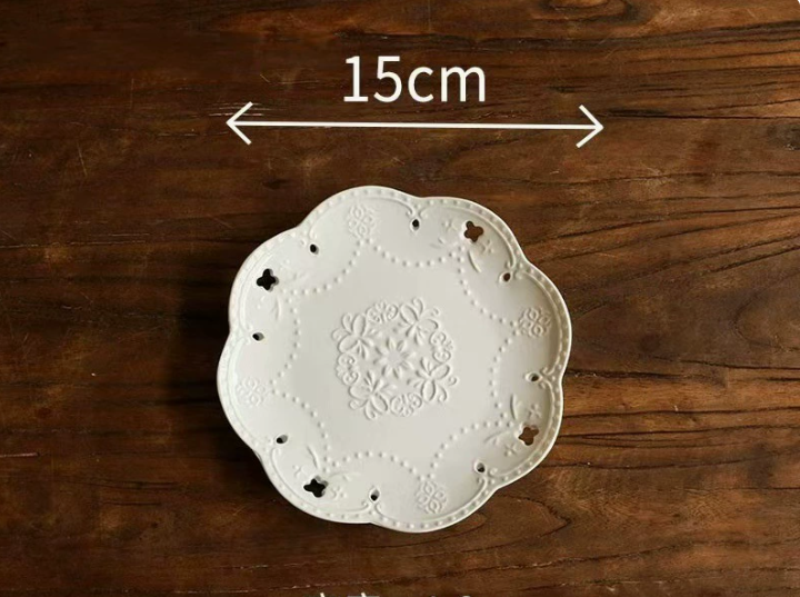 Керамічна десертна тарілка в ретро-стилі 15 см з візерунком