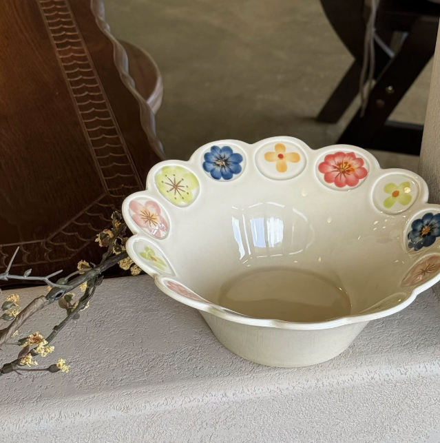 Керамічна глибока тарілка з квітковим розписом 20,4 см