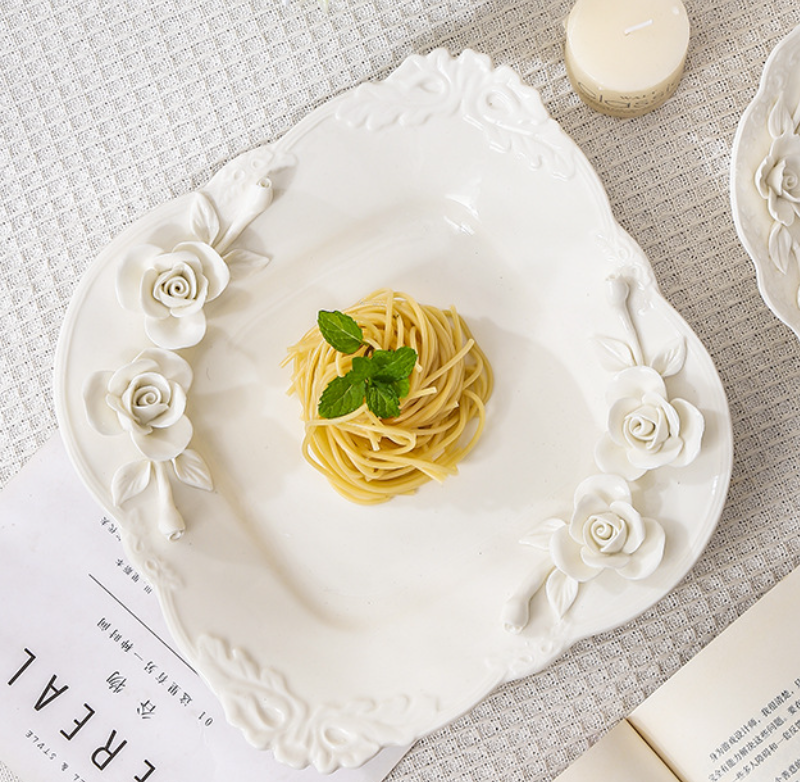 Керамічна тарілка з рельєфним квітковим орнаментом, європейський стиль ручної роботи 24,5 см