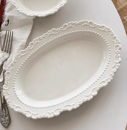 Керамічна тарілка в французькому стилі з рельєфним візерунком 2 види