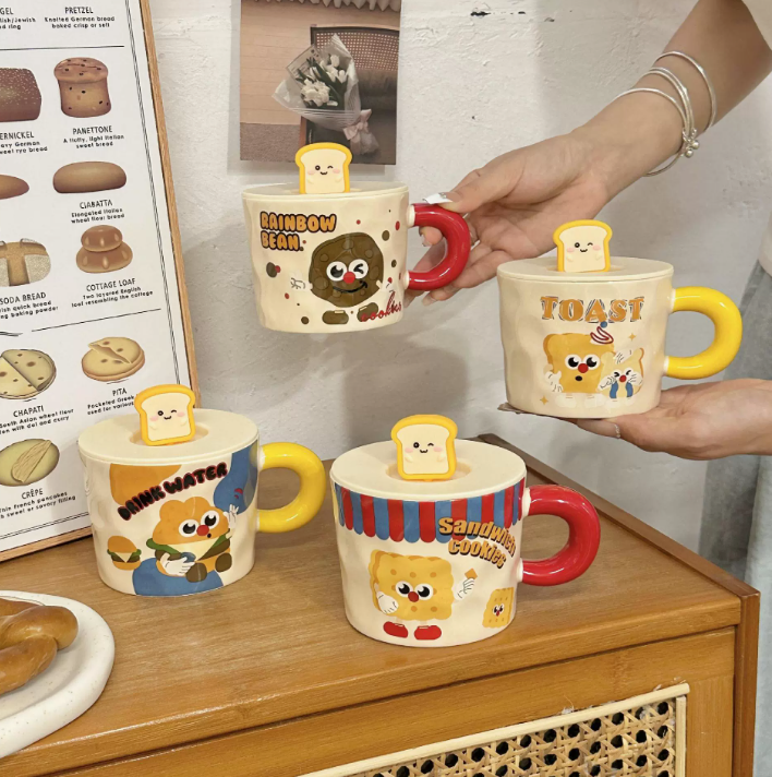 Керамічна кружка з кришкою “Toast” мультяшний дизайн, 400 мл
