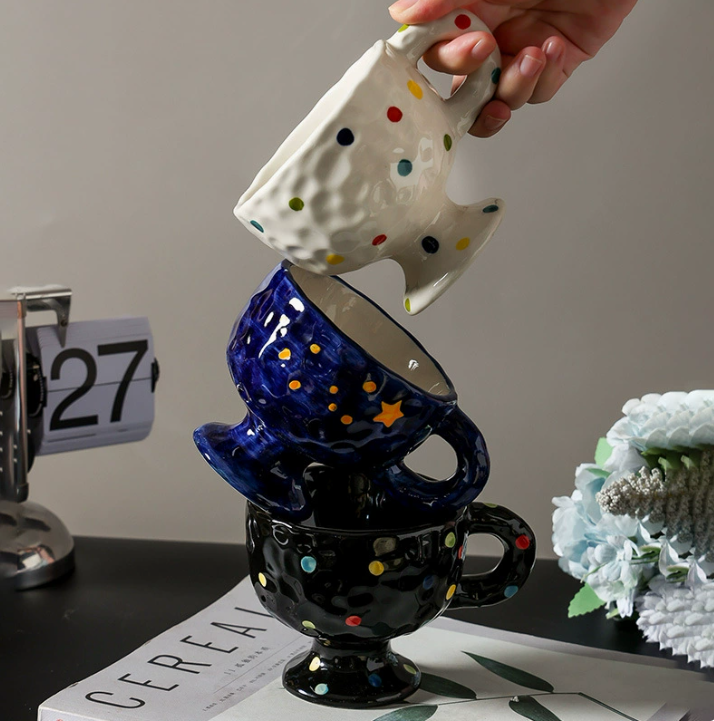 Керамічна кружка у мінімалістичному стилі «Art Color» — креативний дизайн