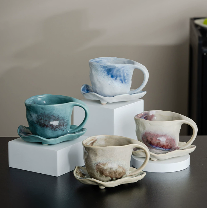 Подарунковий набір: керамічна кавова кружка ручної роботи з блюдцем 175 мл