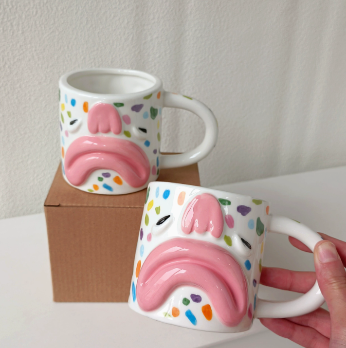 Креативна керамічна чашка з 3D дизайном “Емоція”