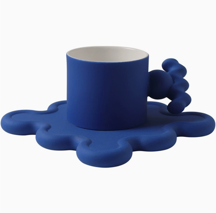 Фарфорова кавова чашка з підставкою у стилі Memphis, 210 мл