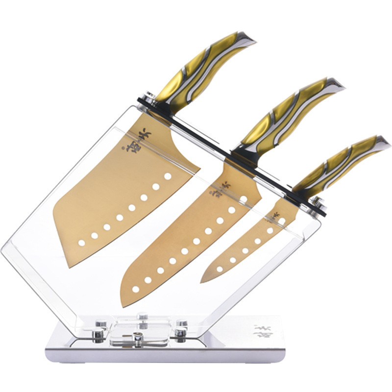 Набір ножів з титановим покриттям.