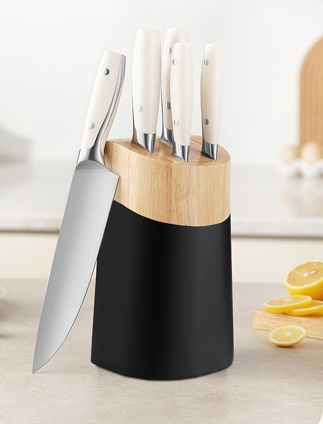 Набір кухонних ножів з 6 предметів