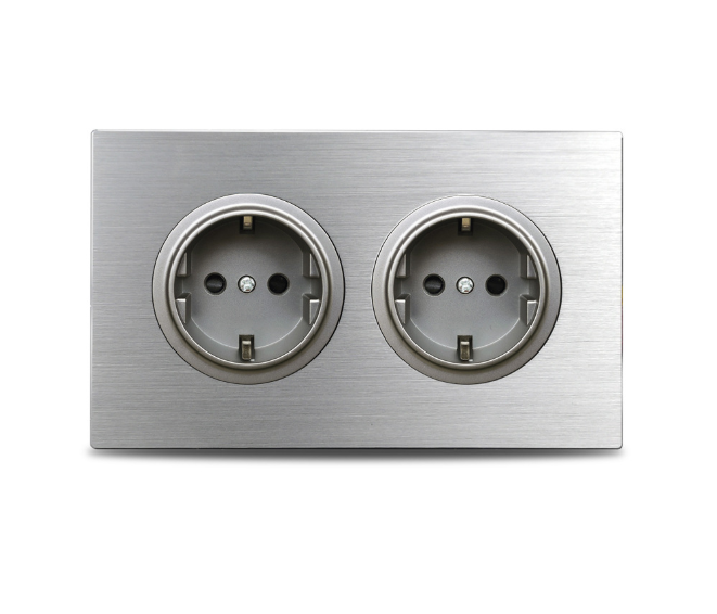 Алюмінієва подвійна європейська розетка, 110-250V 16A, срібна